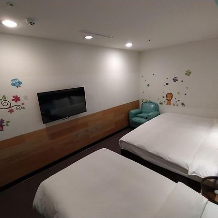 Hotel J Taoyuan Pingzhen ภายนอก รูปภาพ