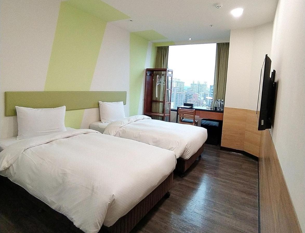 Hotel J Taoyuan Pingzhen ภายนอก รูปภาพ