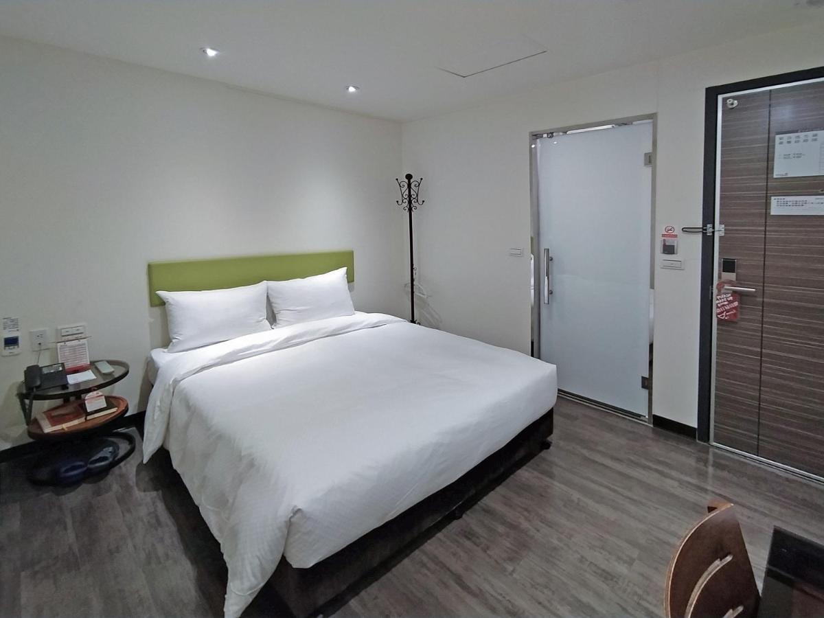 Hotel J Taoyuan Pingzhen ภายนอก รูปภาพ