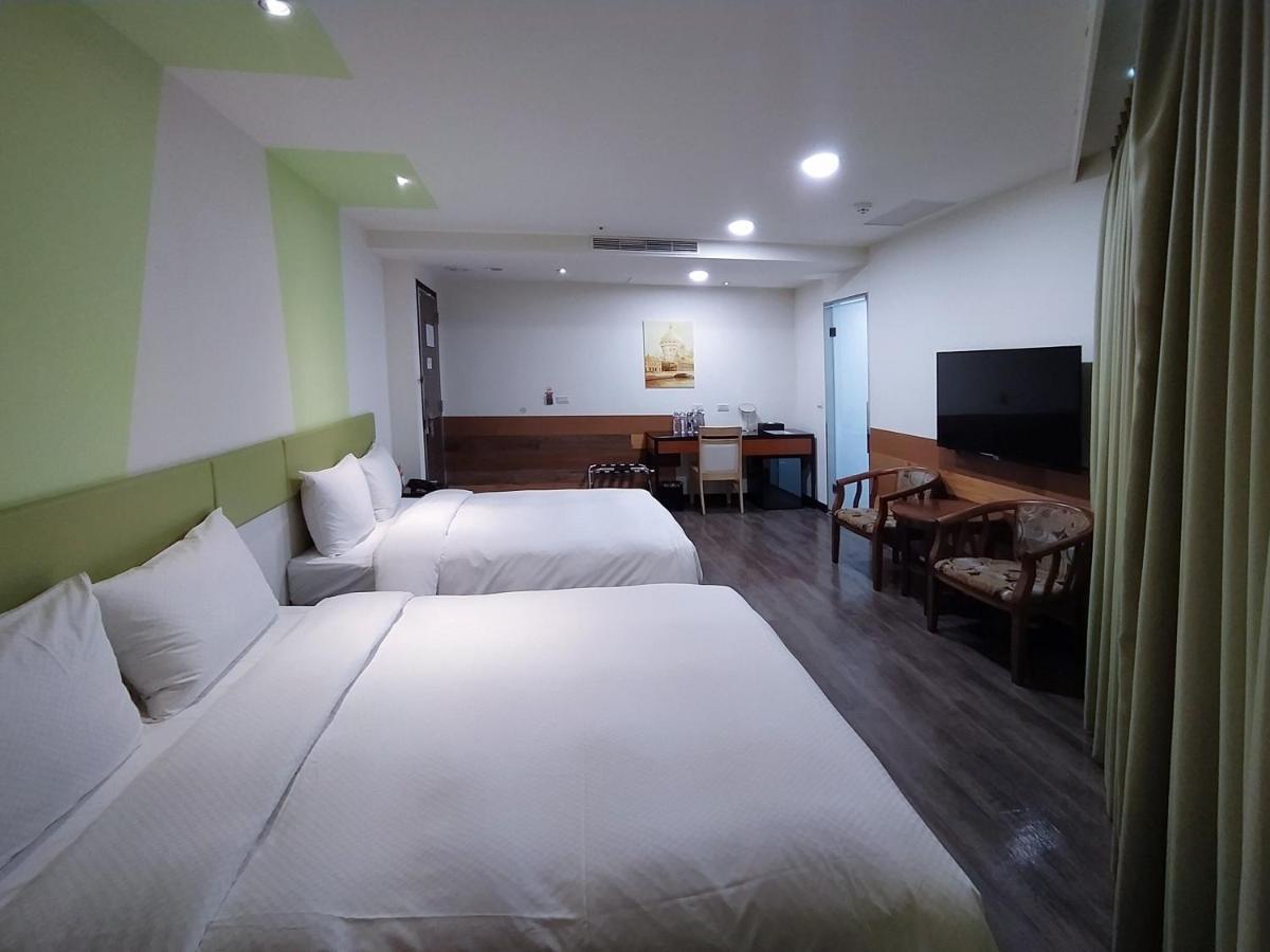 Hotel J Taoyuan Pingzhen ภายนอก รูปภาพ