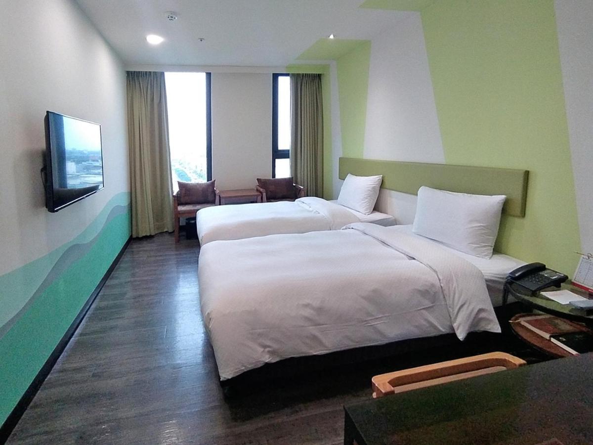 Hotel J Taoyuan Pingzhen ภายนอก รูปภาพ