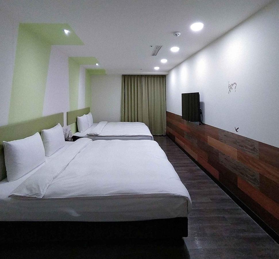Hotel J Taoyuan Pingzhen ภายนอก รูปภาพ