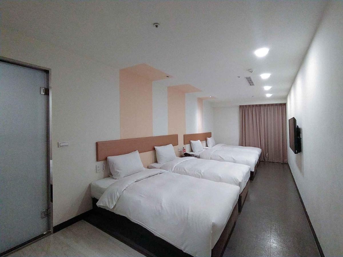 Hotel J Taoyuan Pingzhen ภายนอก รูปภาพ