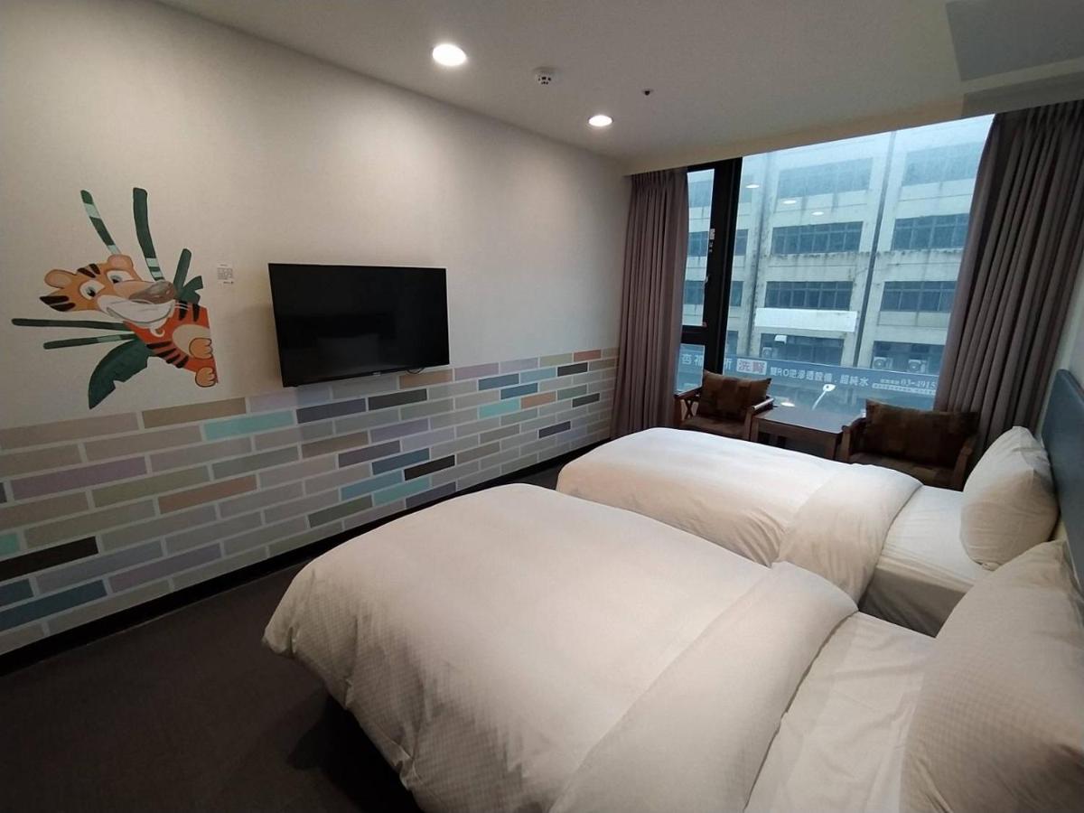 Hotel J Taoyuan Pingzhen ภายนอก รูปภาพ