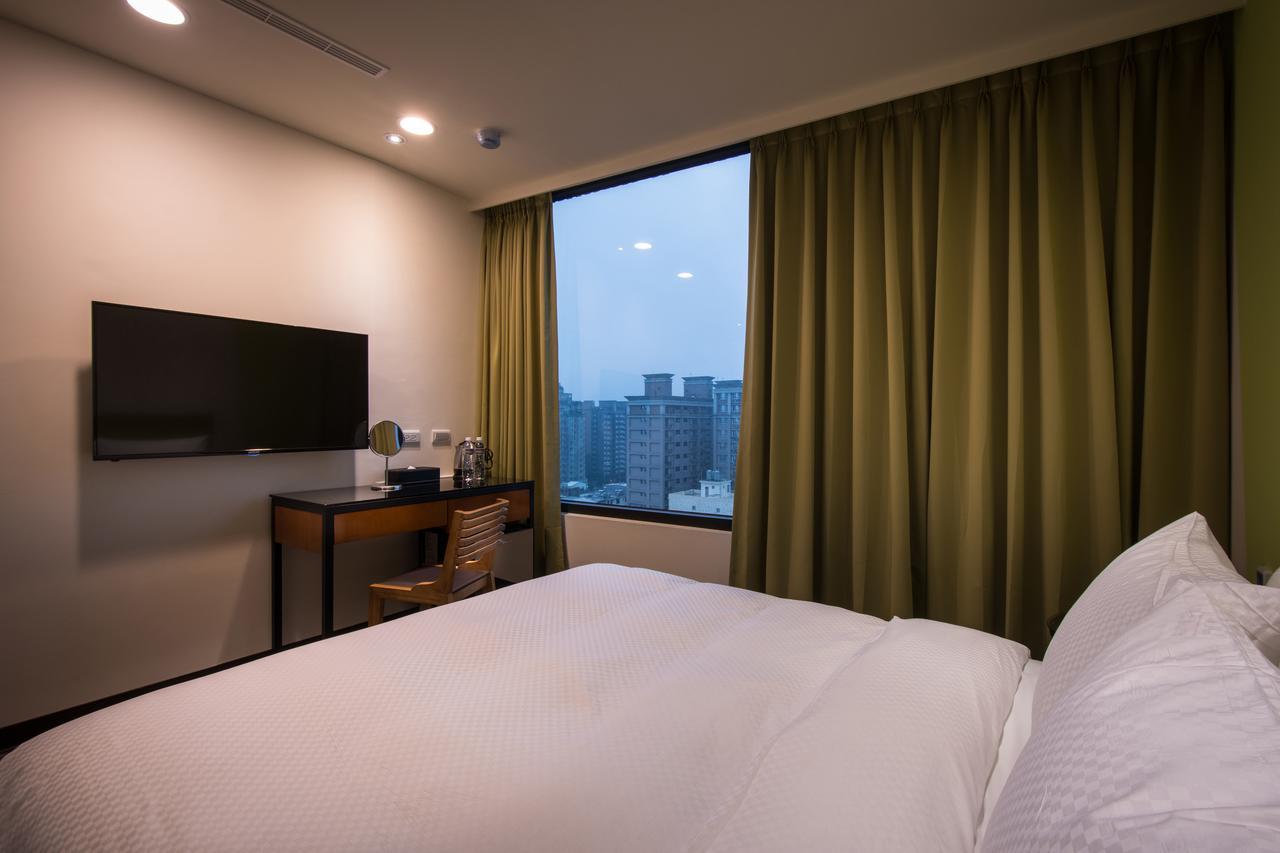 Hotel J Taoyuan Pingzhen ภายนอก รูปภาพ